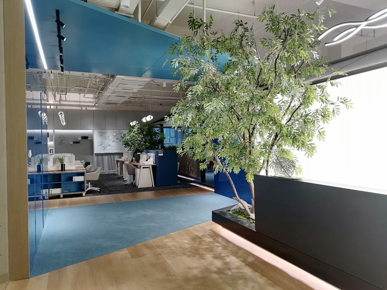 智汇广场出租实拍图2